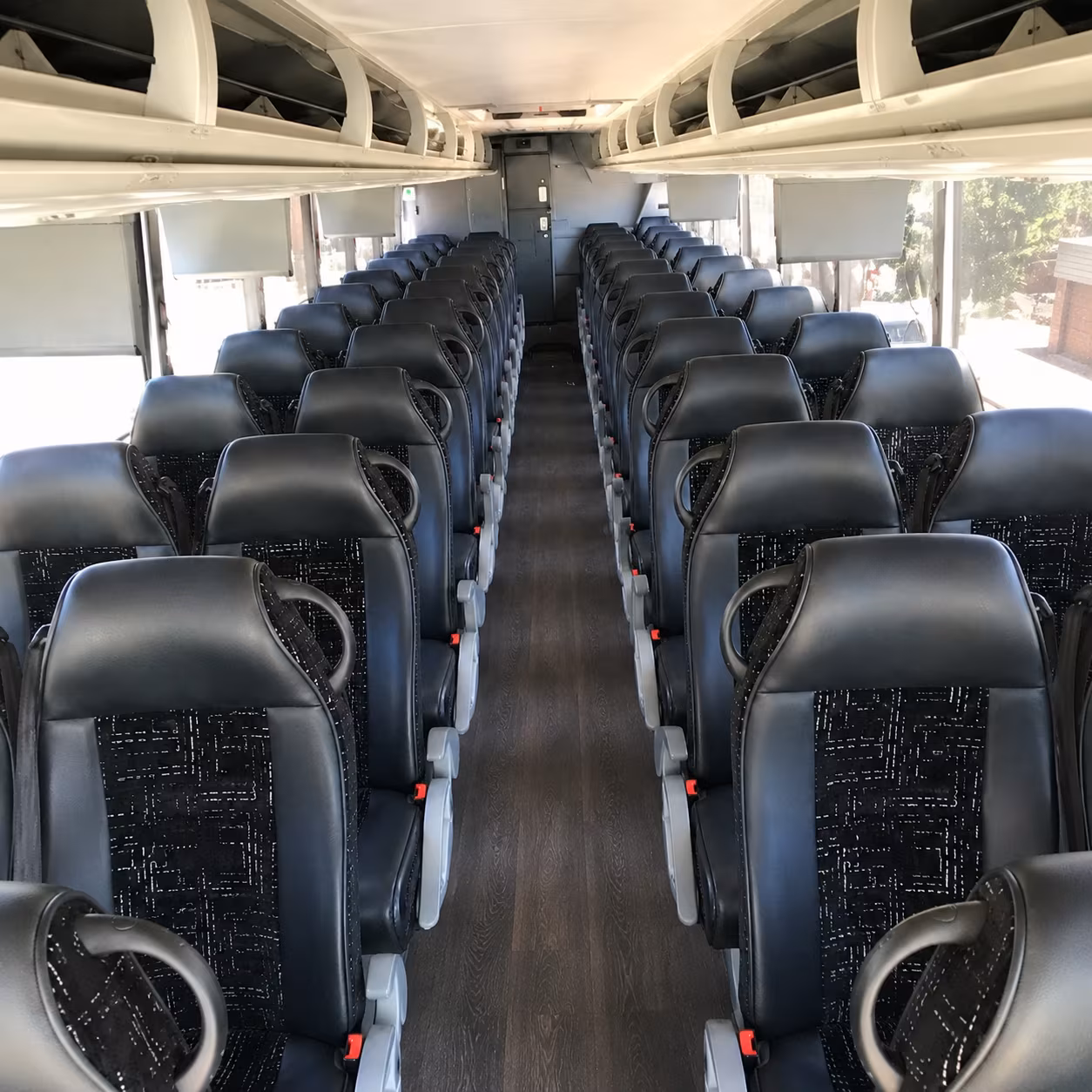 grand forks international airport gfk charter bus shuttle services